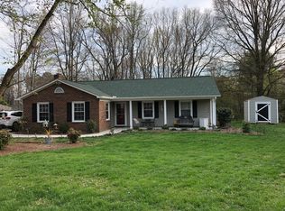 3 Giltspur Ct, Greensboro, NC 27455