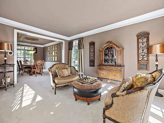 5th image of 3603 Greenwood Ln