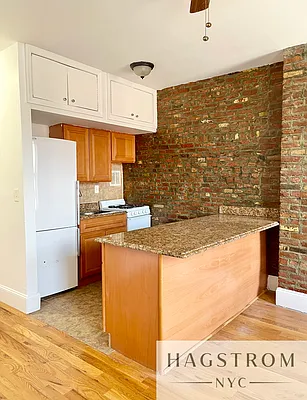 Rented by Hagstrom Management Inc | media 11