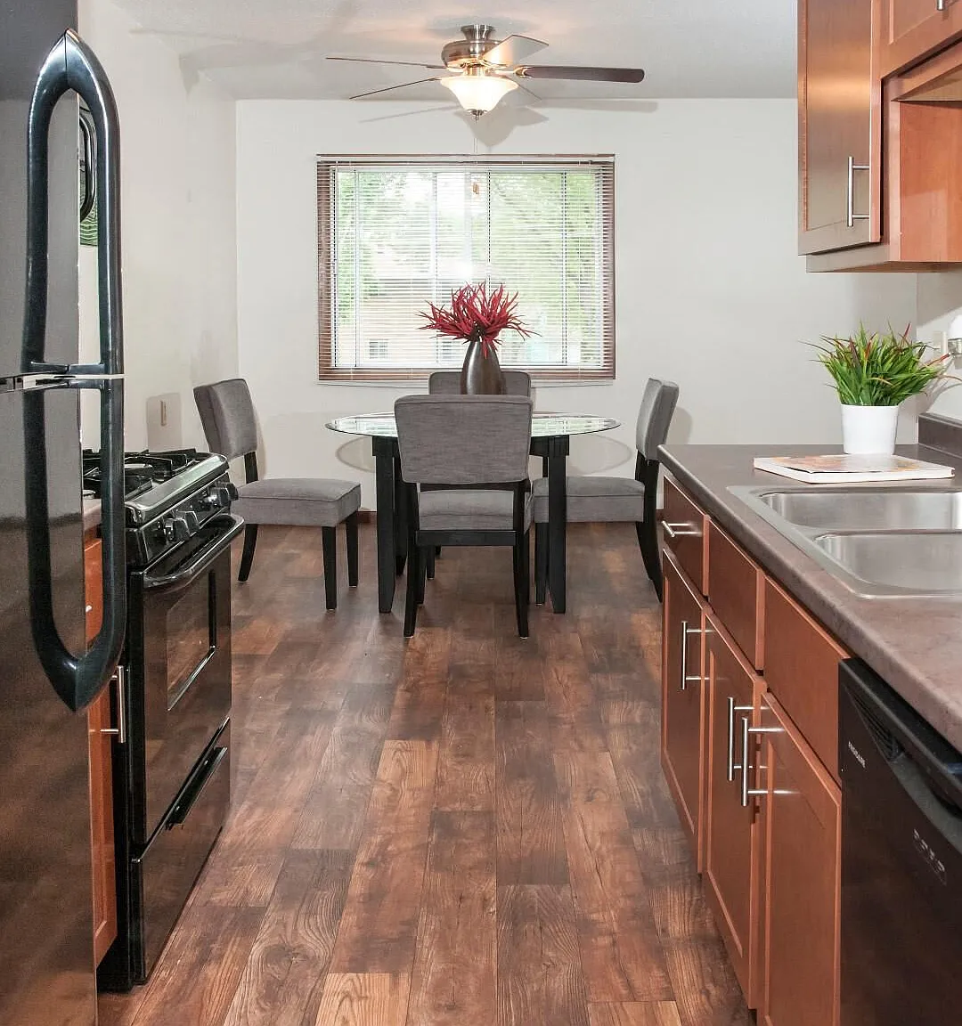 Valley Place Apartments — Photo 1