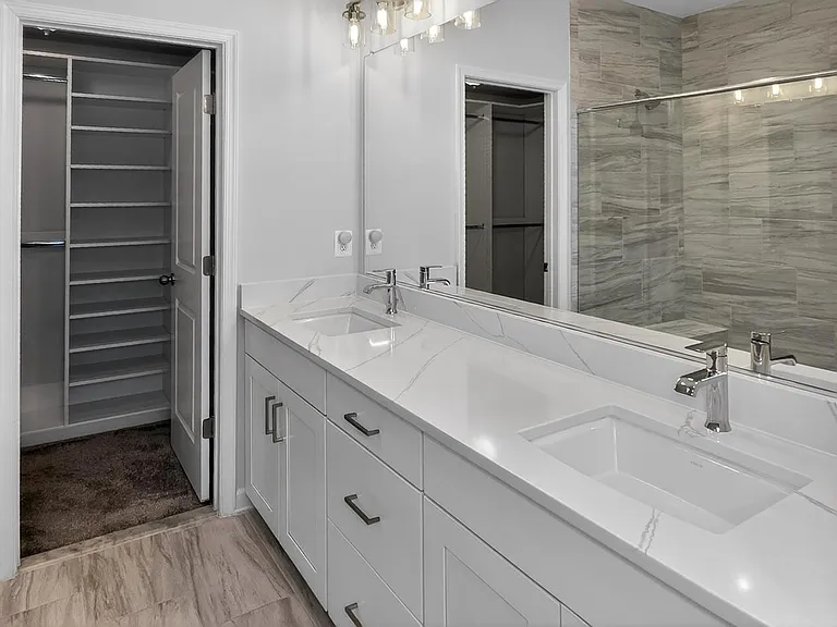 612 Leigh Way — Photo 43