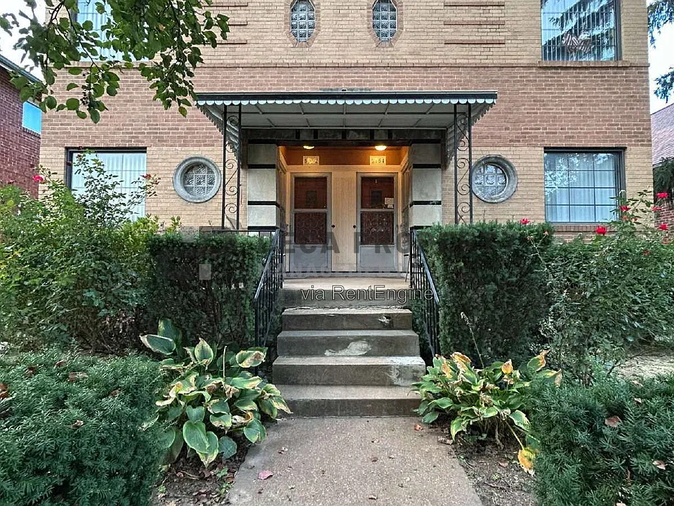 5054 Miami St #1W