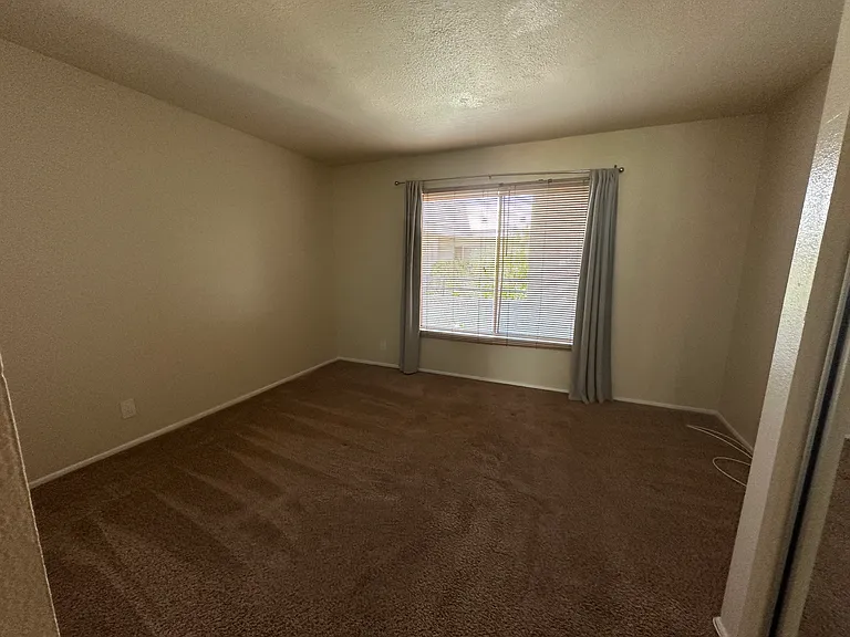 1741 Granville Ave #206 — Photo 12