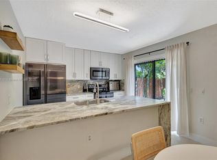 206 Charter Way #206, West Palm Beach, FL 33407