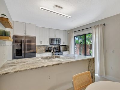 206 Charter Way #206, West Palm Beach, FL, 33407