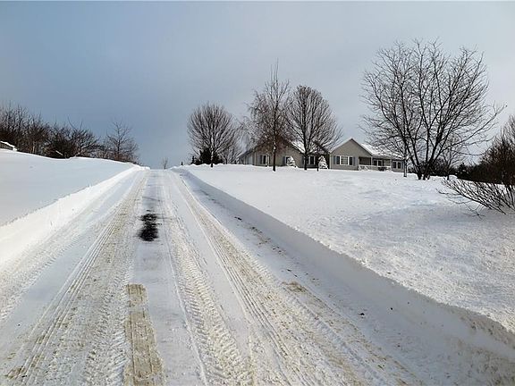 3rd image of 48 North St