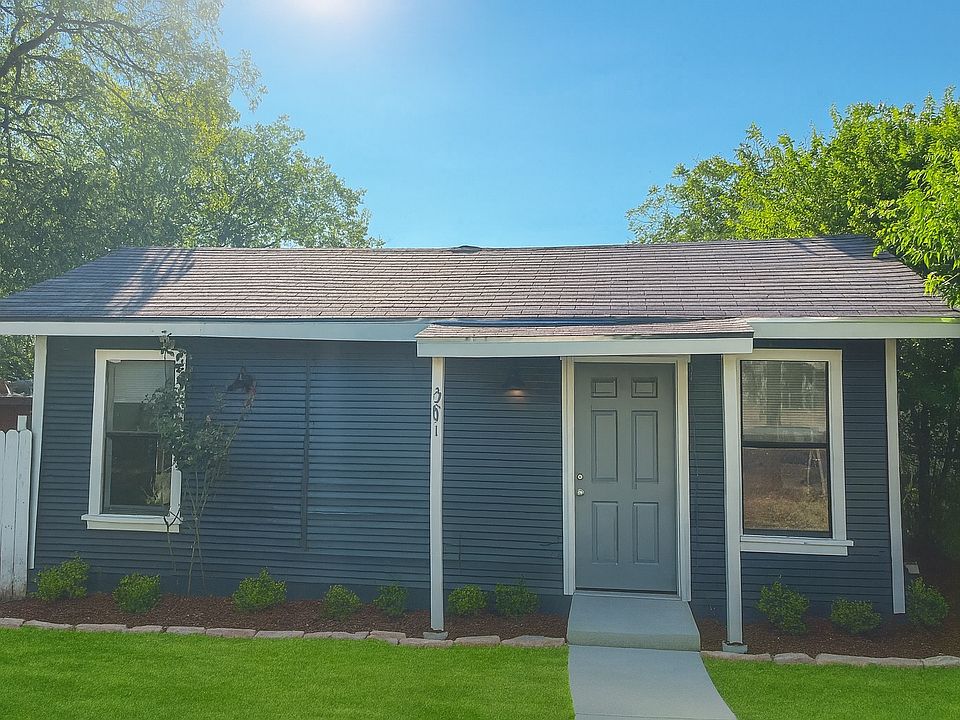 1st image of 359 N San Joaquin Ave