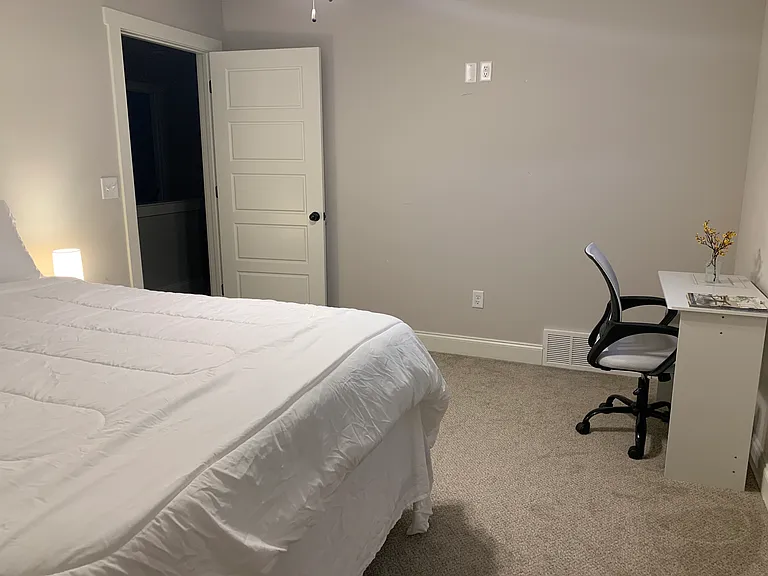 425 Live Oak Dr — Photo 29