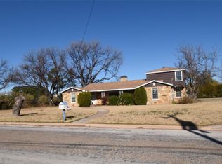 210 Berry Ln, Abilene, TX 79602