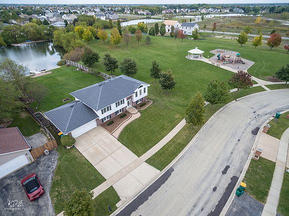 3rd image of 6903 Gallatin Dr