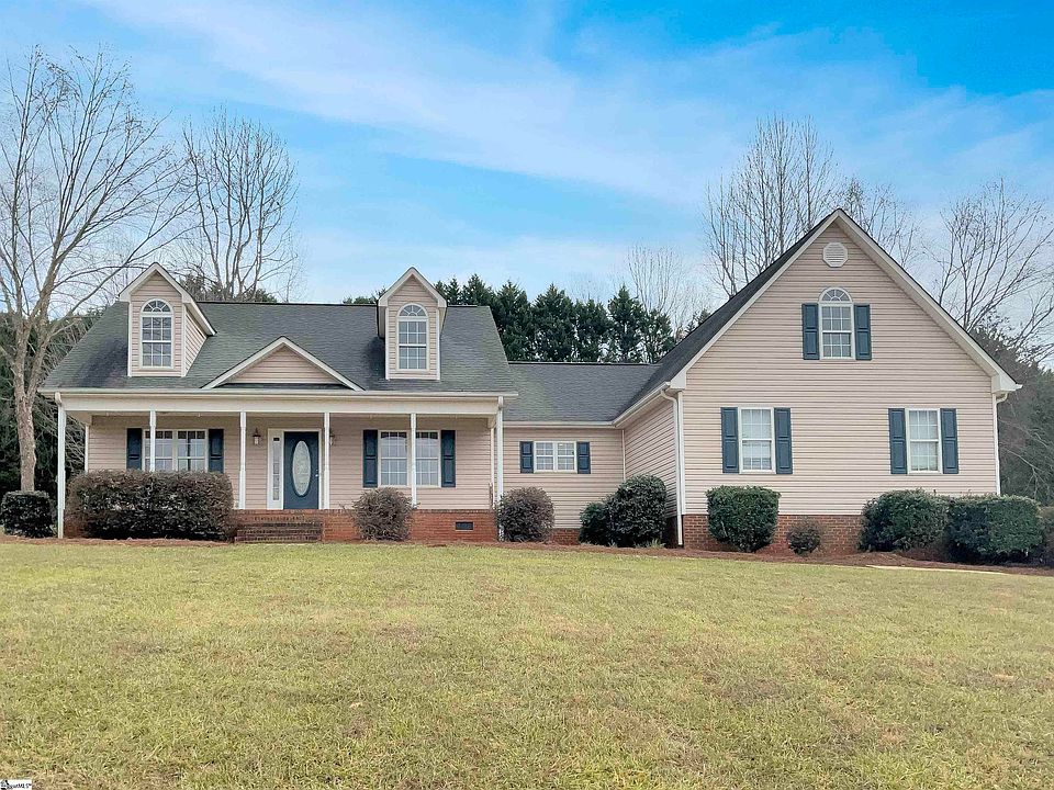 1st image of 146 Brooke Lee Cir