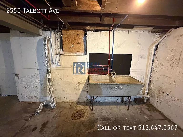 2555 Talbott Ave — Photo 16