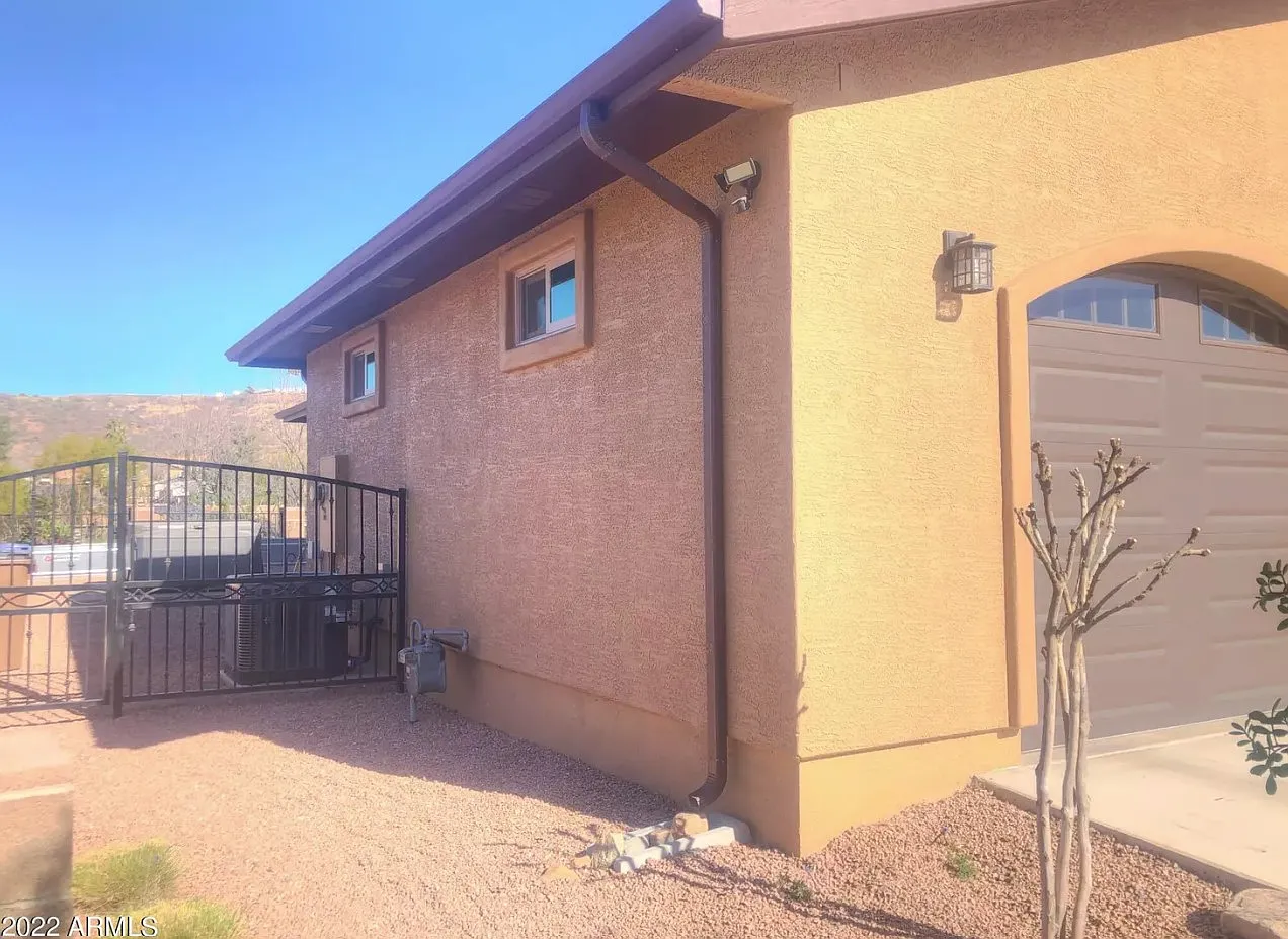 3 bed, 1712 sqft, $3,500 — Photo 4