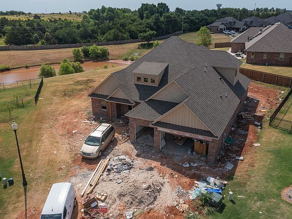 Homes by Taber Poppey Bonus Room 5 Bed Floor Plan