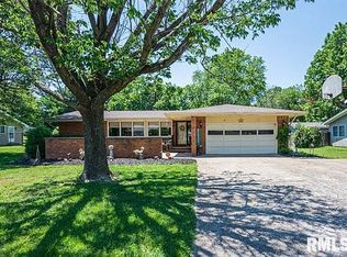 205 N Illinois Ave, West Frankfort, IL 62896