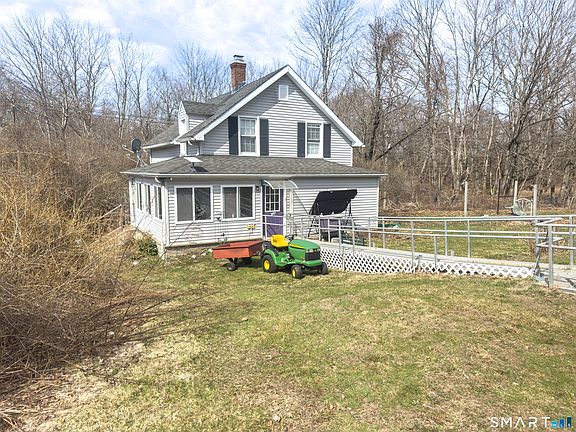 3rd image of 495 New London Road