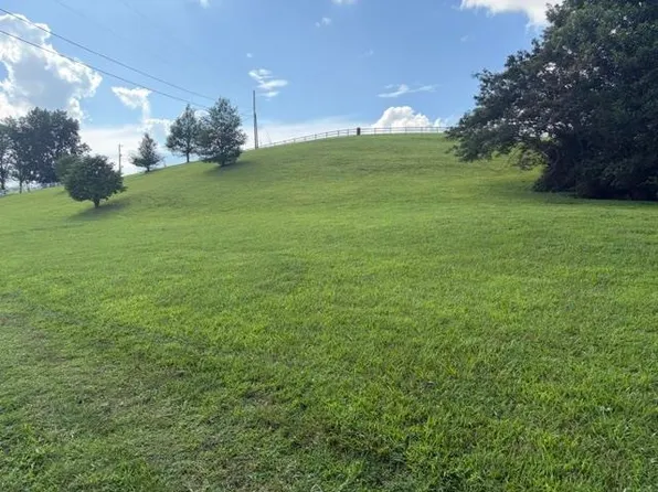 1280 Friendship Pike Rd #1, Campbellsville, KY 42718