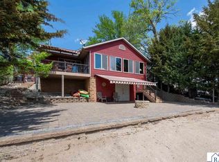 412 Doran Dr, Madison Lake, MN 56063