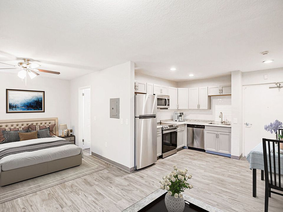 1st image of 2305 Aaron St APT 109