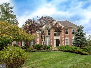 17 Riverstone Cir, New Hope, PA 18938