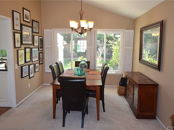5th image of 23986 Avenida Entrana