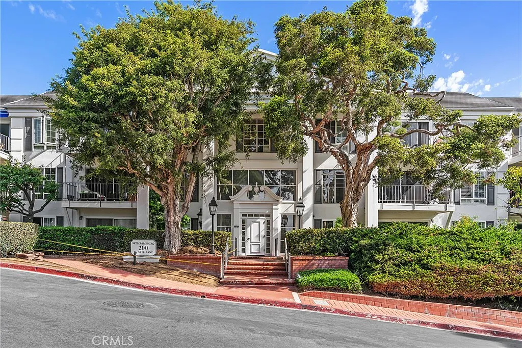 Studio, 495 sqft, $2,600 — Photo 1
