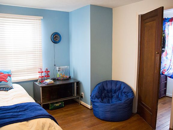 5th image of 2719 Crawford St