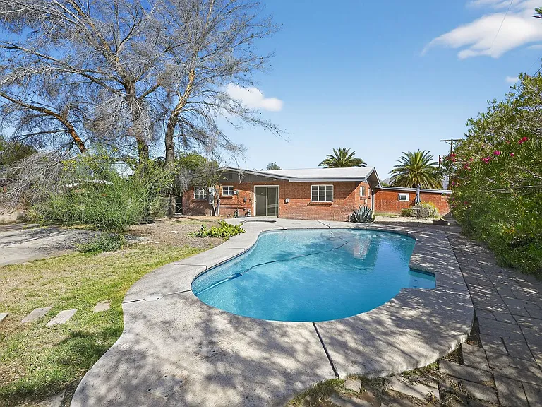 2272 E. Blacklidge Dr. — Photo 30