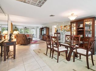 3900 Oaks Clubhouse Dr APT 409, Pompano Beach, FL 33069