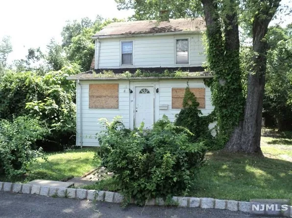 34 William St, Wayne, NJ 07470