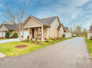 844 Wynnshire Dr, Hickory, NC 28601