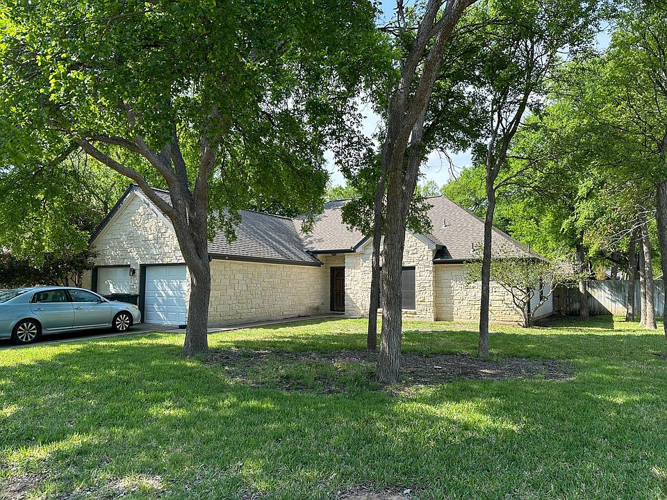 1st image of 2904 Parker Dr