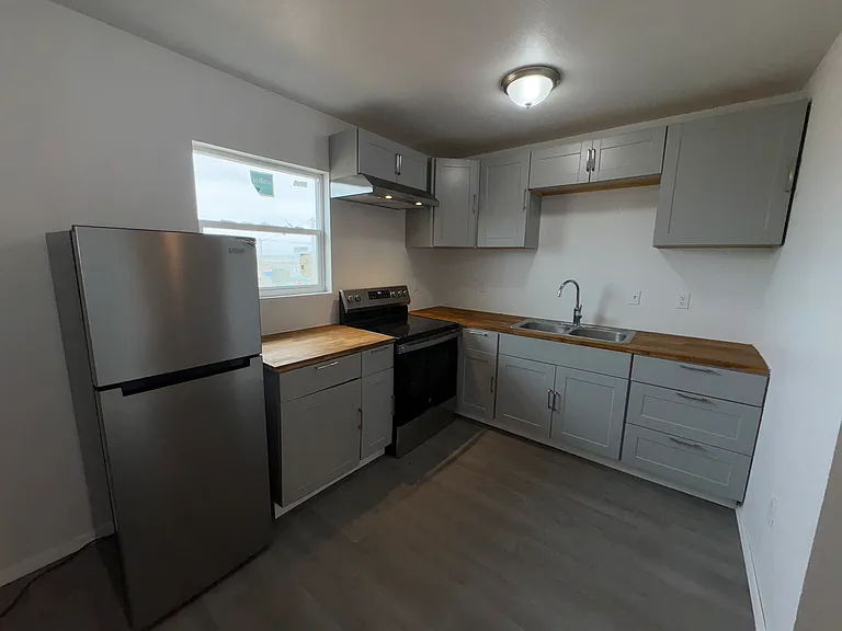 3701 Keltner Ave #32 — Photo 2