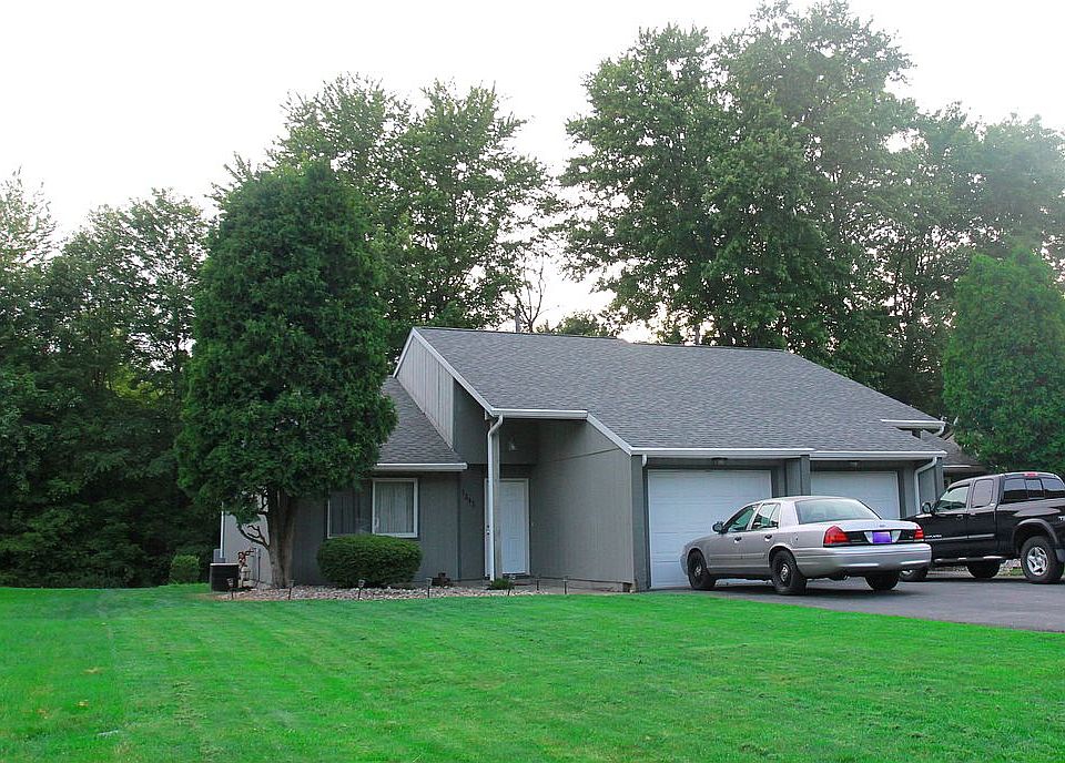 1st image of 1343-1345 Castillion Dr NE