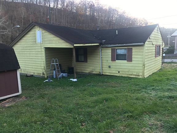 3rd image of 2503 Sissonville Dr