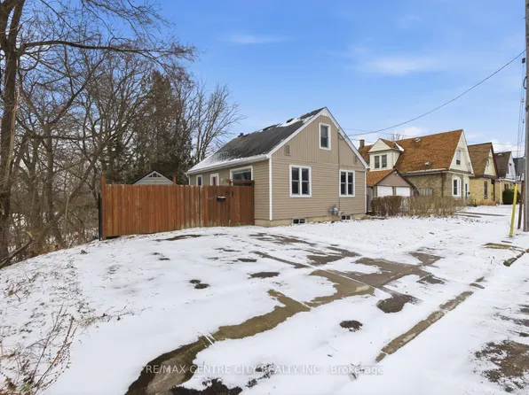 51 Smith St, London, ON N5Z 2C6