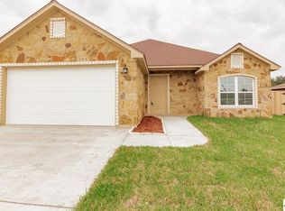 104 Blue Jay Loop, Victoria, TX 77905