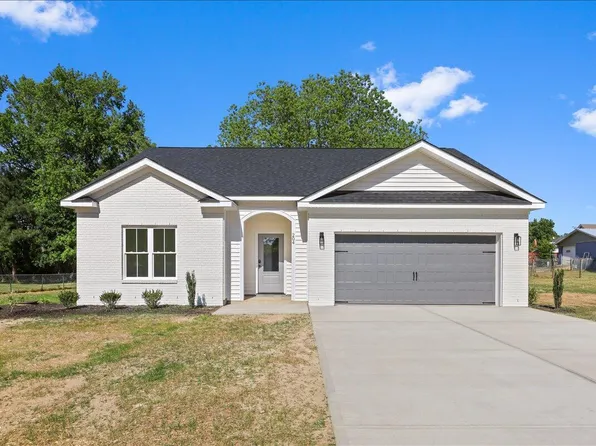 204 W Wilson St, Micro, NC 27555