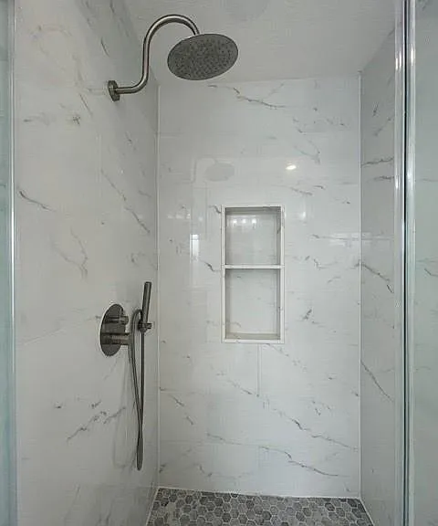 8519 Babbling Brook Ct — Photo 28