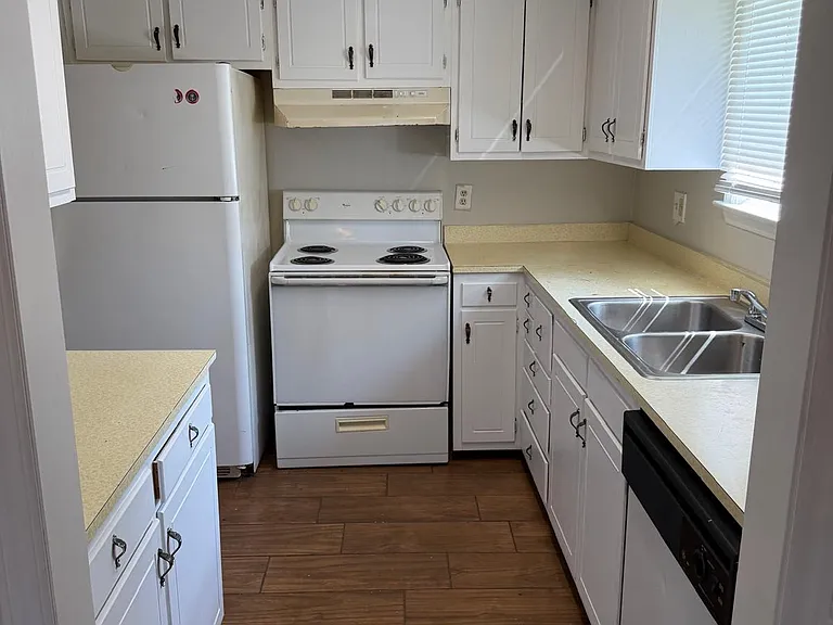 1421 W Front St — Photo 3