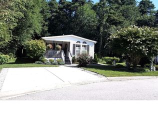 30 Shenandoah Dr, Sicklerville, NJ 08081