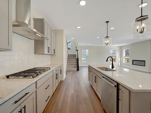 3rd image of 1109 Vineyard Way