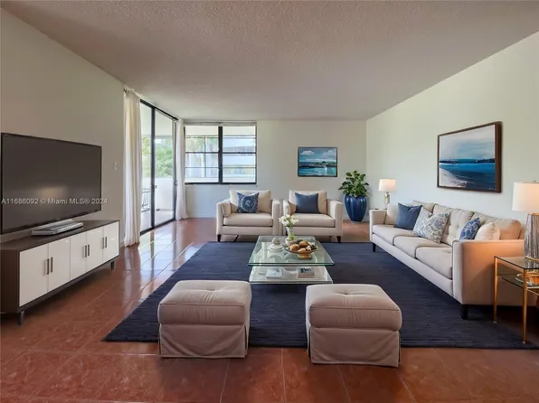 10850 N Kendall Dr Unit 217, Miami, FL 33176