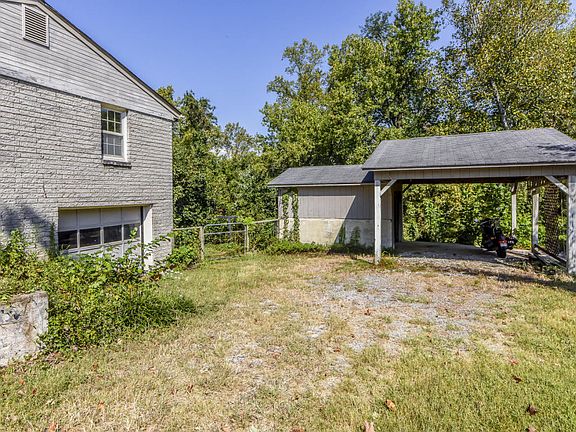 5th image of 350 Skyline View Ln