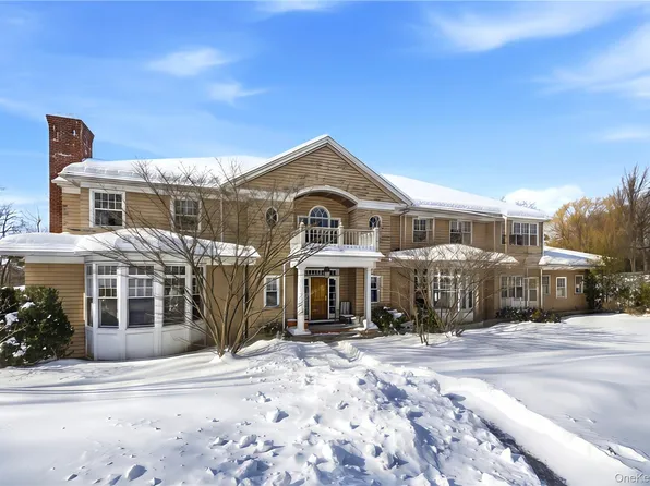 2 Lodge Road, Briarcliff Manor, NY 10510