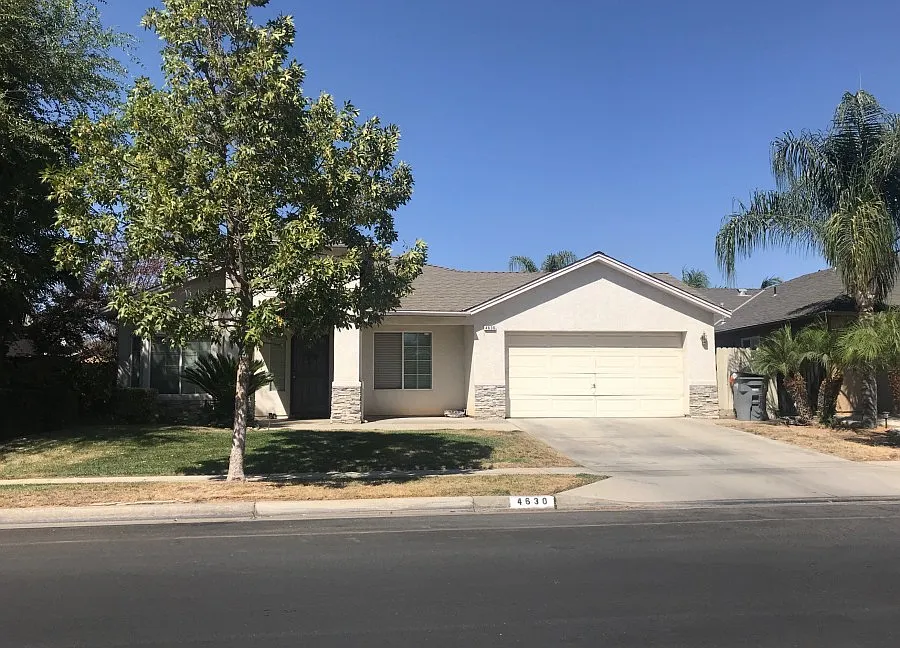 4630 W Sierra Ave photo 1