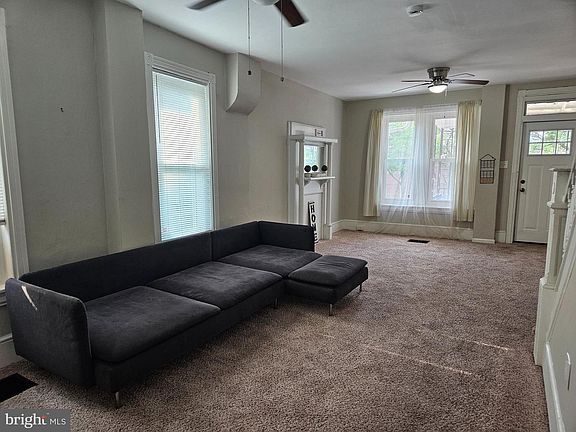 5th image of 551 Lincoln Ave