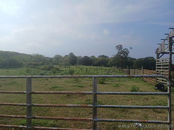 4th image of 20449 E Cass Rd