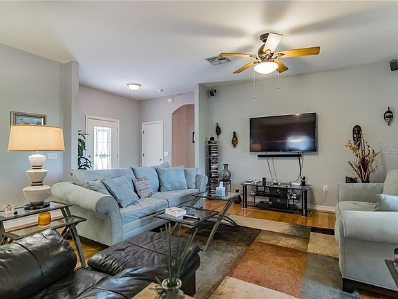 4th image of 111 Marabella Loop