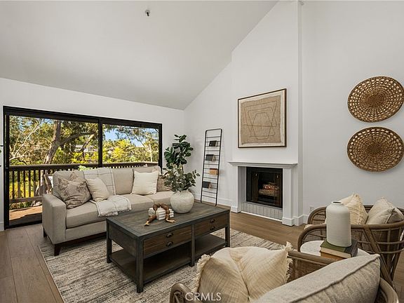 3rd image of 9 Canyon Island Dr